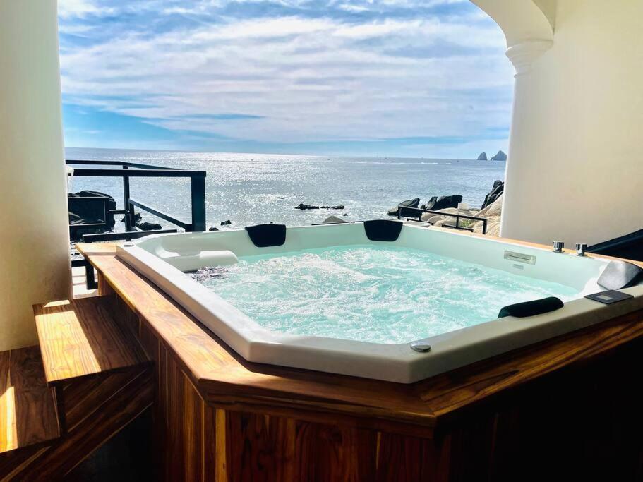 Beach Front Casa Bruma Jacuzzi With Massage Villa Cabo San Lucas Bagian luar foto